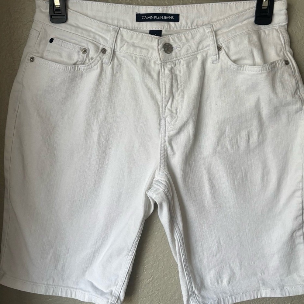 Calvin Klein Women's Jean Shorts white Denim Size 8